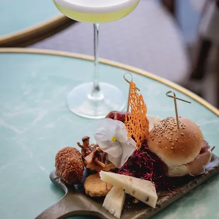 Trastevere | Esperienze Hotel 4*