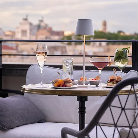 Hotel Trastevere | Esperienze Rome