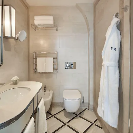 Trastevere | Esperienze Hotel 4*