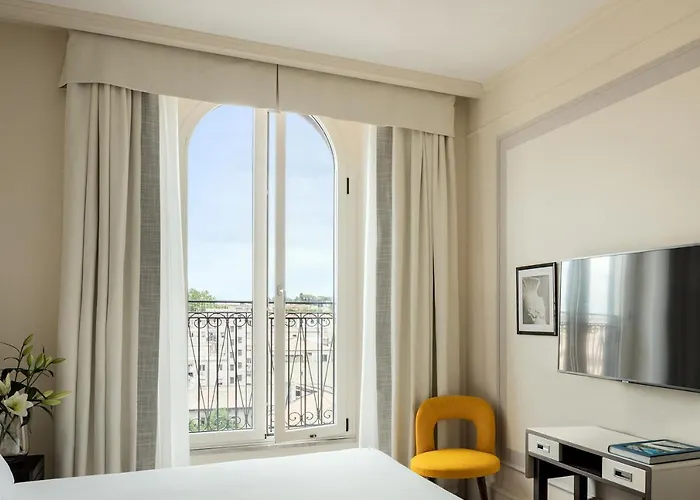 ホテル Trastevere | Esperienze ローマ